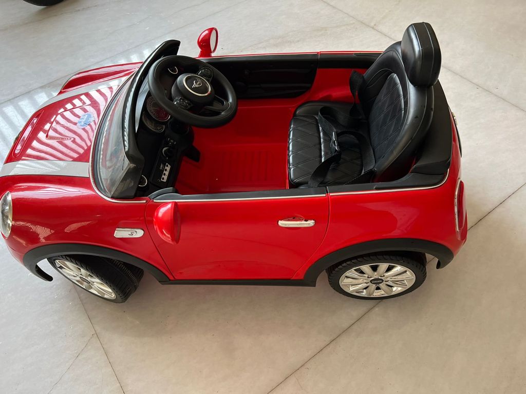 Toy House Mini Cabrio F57 Battery-Operated Rideon Car with Remote for Kids NA 